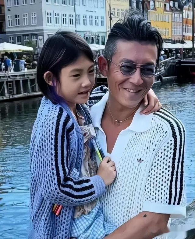 本以为他们退休了,没想到已老的不成样子, 这20位明星面相真吓人