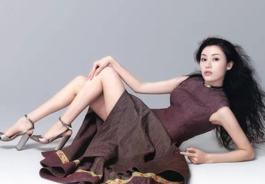 真假?曝许晋亨儿子非亲生,五官脾气皆不随爸,李嘉欣秘密遭泄漏