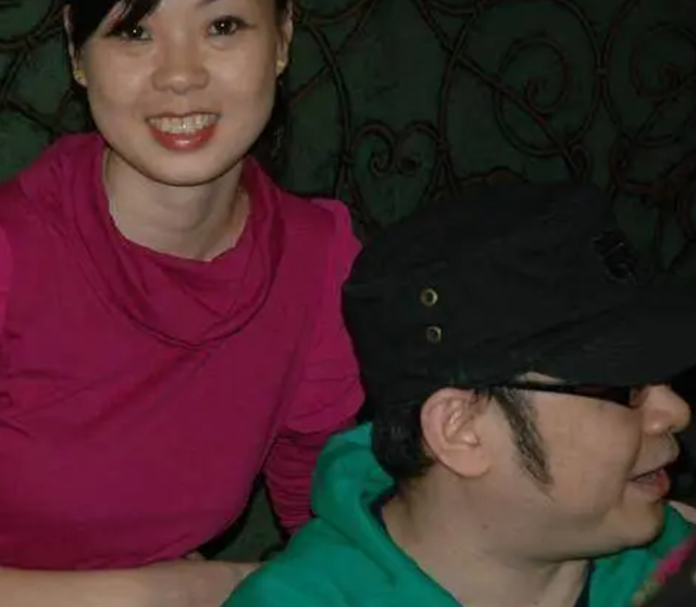 刀郎前妻:抛弃40天女儿与富商私奔,如今刀郎爆红,她可曾后悔?