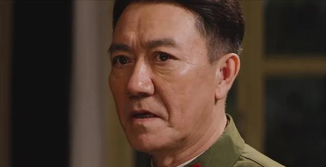 善恶终有报!“抛妻弃子”的李幼斌,如今等来的是儿子30年的报复