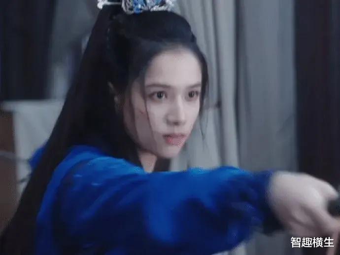 张婧仪表情管理大师?网友:每个眼神都是戏