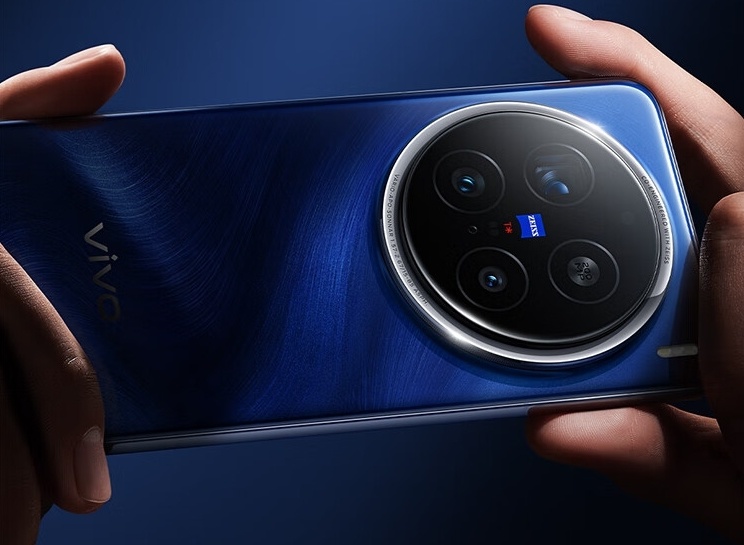 vivo发布三款新机，1TB+无网通信+6000mAh，起步价仅4299元