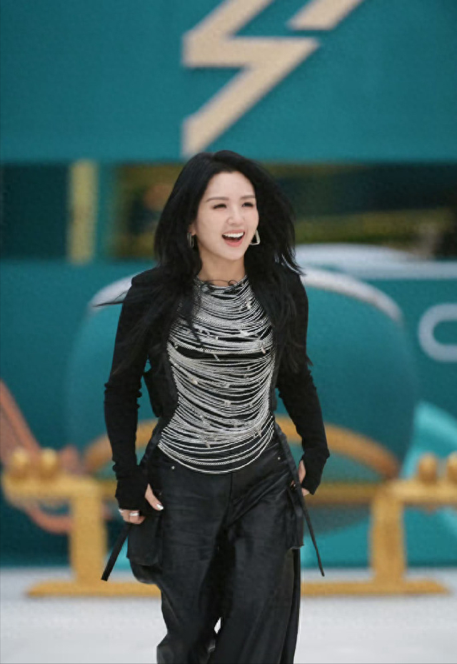 何洁 何洁上乘风减掉70斤!美上热搜,从160斤到90斤她是怎么做到的?