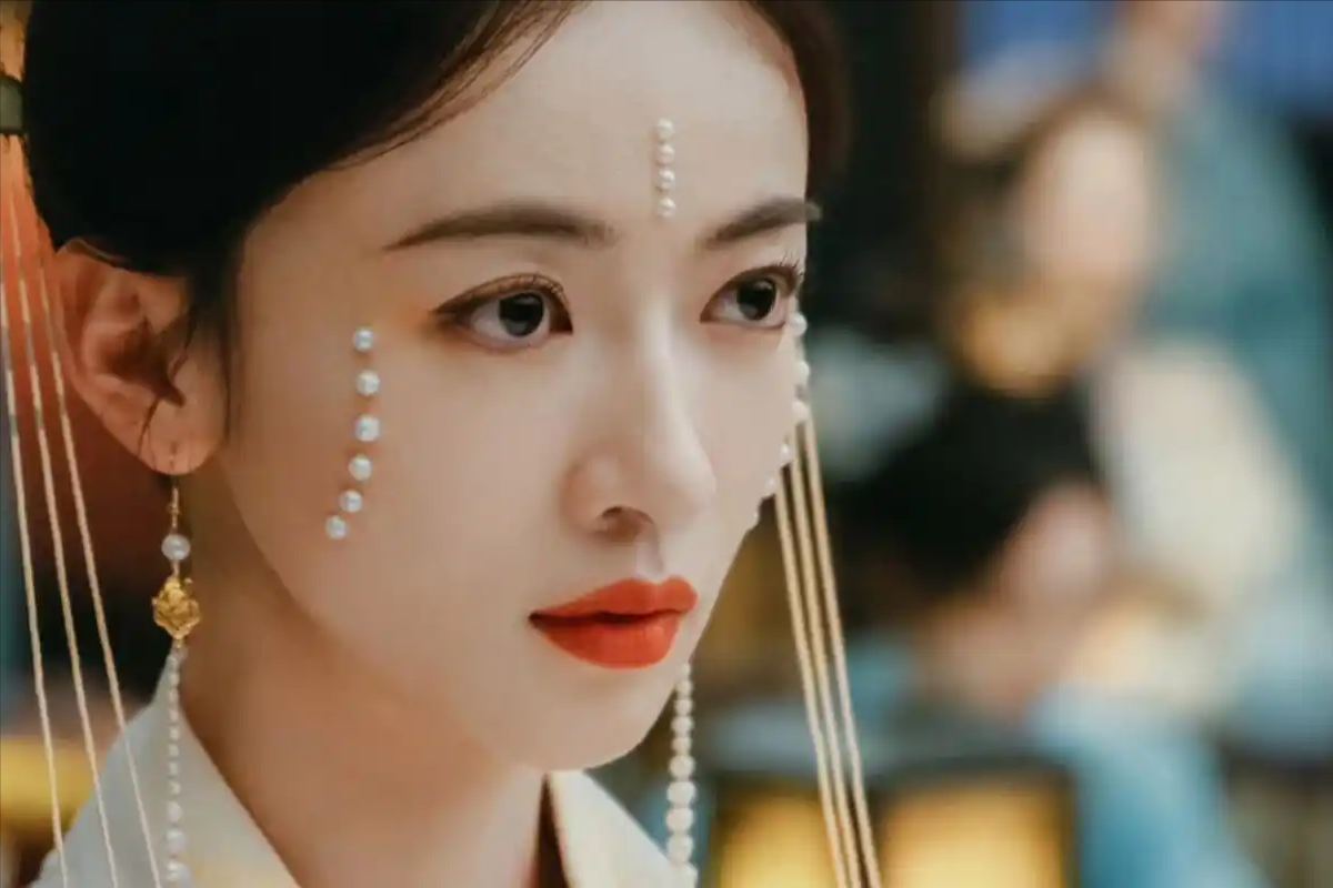 吴谨言挺着孕肚“骑虎难下”：证据越来越多，生怕成为第二个张檬