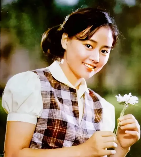 她是葛优一生忘不掉的情人,66岁无儿无女,上亿遗产无人继承