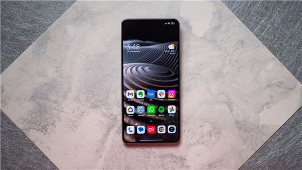 國產2K屏之王！Redmi 2K屏手機出貨超過1000萬臺：行業第一