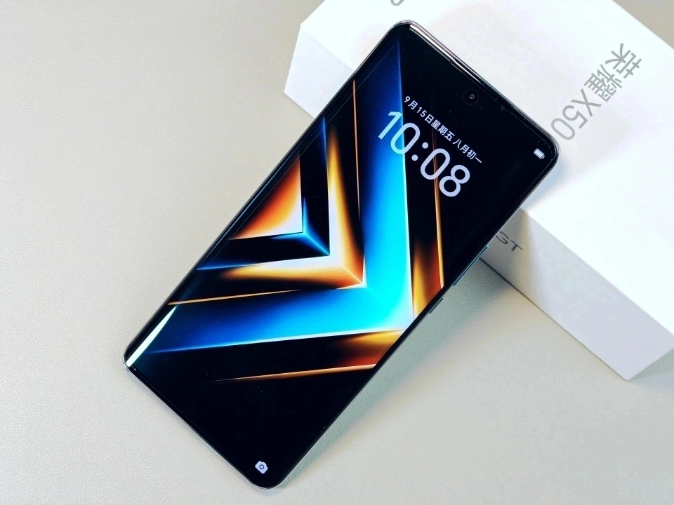 首銷斬獲銷量“冠軍”，16GB+1TB+硬核曲面屏，如今售價再創新低