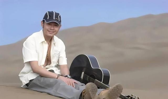 刀郎演唱会爆满，主流歌手急了，幕后大佬慌了