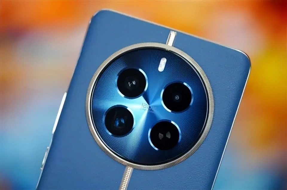 512GB+120倍變焦，頂配版跌至1822元，堪稱高端機(jī)“攪局者”