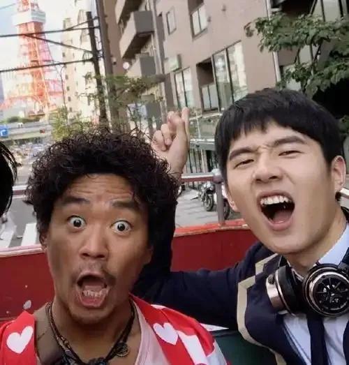 接连交出两张“王牌”,47岁陈思诚的现状,再次印证了黄渤的话!