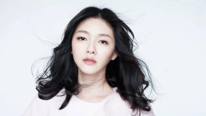 台媒：大S最新下葬方式曝光：考虑立雕像！无视子女由具俊晔决定