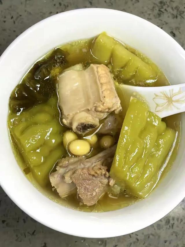 立秋不吃酸,秋冬人难安,立秋后 记得吃5酸,滋阴润燥,收敛肺气