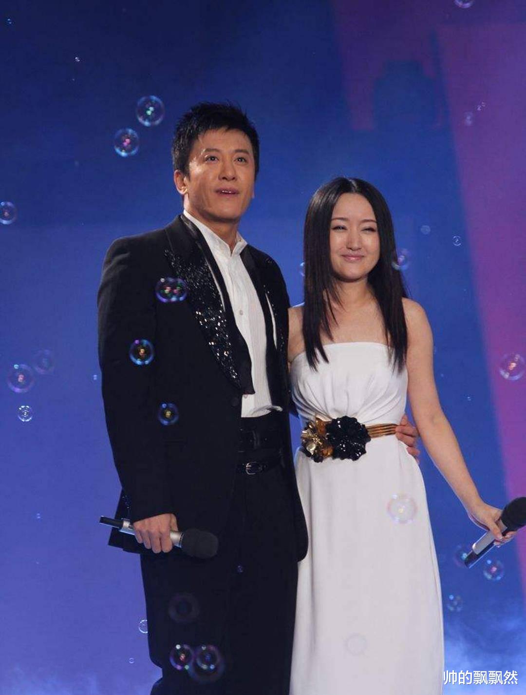 著名歌手毛宁:1年内父母双亡,55岁的他人生跌宕