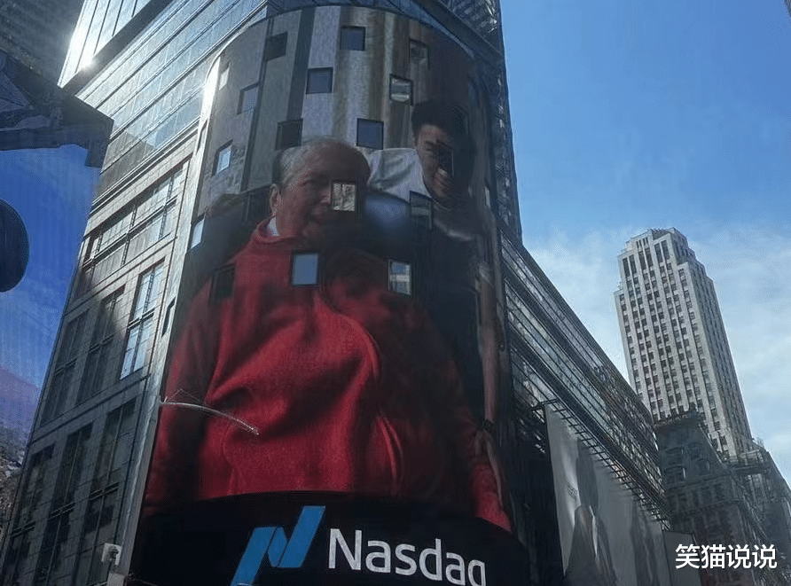 何超欣晒照为哥哥庆贺:与何猷君贴脸合照,与奚梦瑶陈学冬开心合影