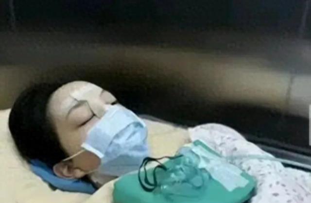 18岁李嫣分享第4次兔唇手术照,治好后判若两人!美得很高级