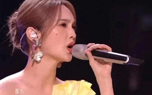 杨丞琳|杨丞琳《我是歌手》唱功太差,引起网友疯狂吐槽!