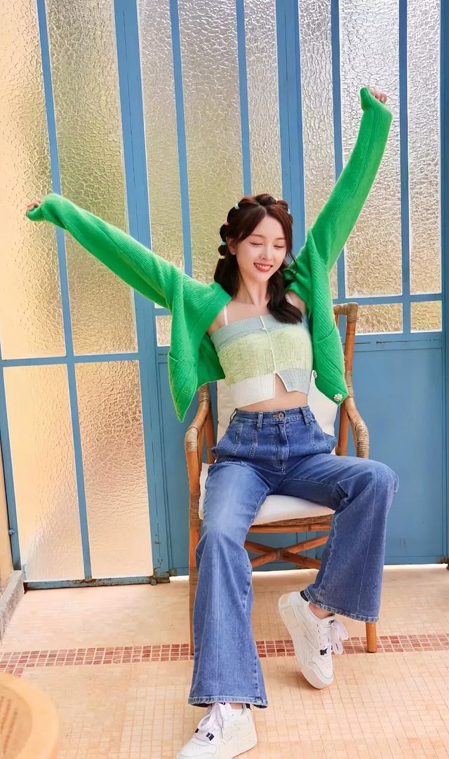 吴宣仪，完美身材