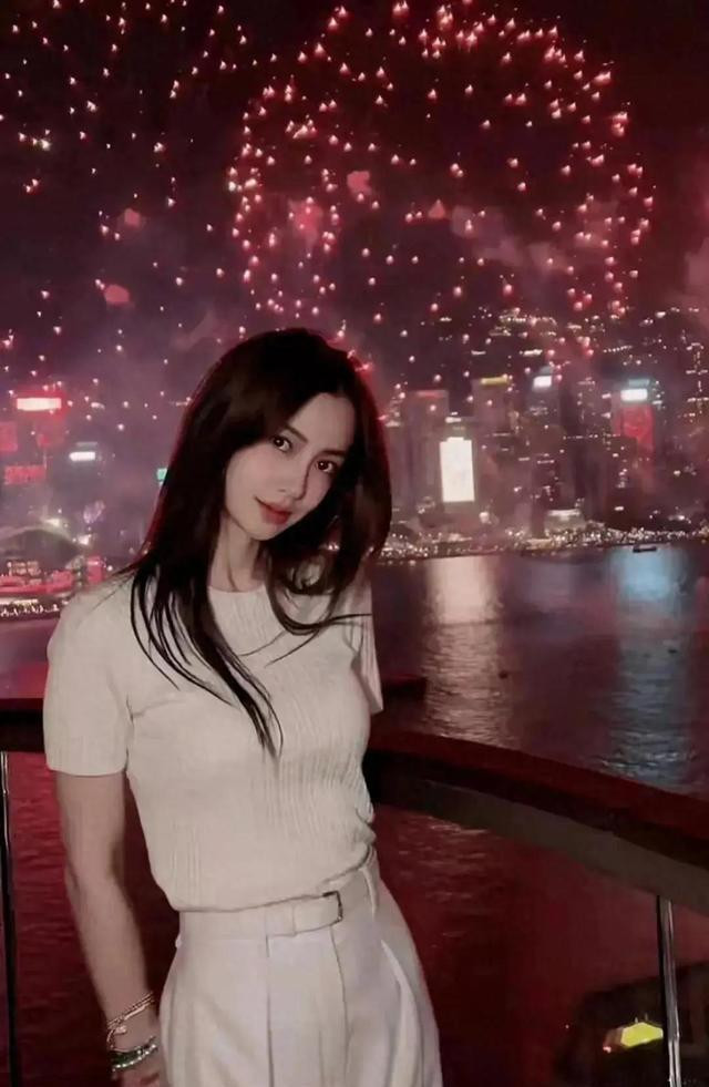 杨颖强力回应，直面反击黄晓明，叶柯怒到失眠