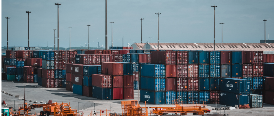 领导要稳，用人要准，执行要狠