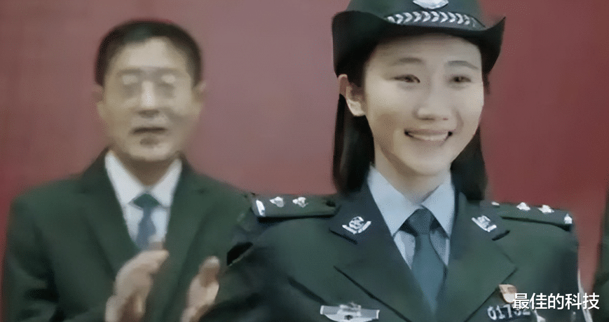 演技烂得像混子 !《我是刑警》一堆神仙混进“关系户”,真招人嫌