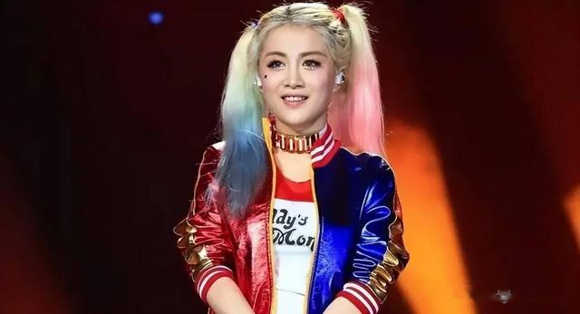 |好声音没夺冠，却嫁给爱奇艺副总裁，34岁成了人生赢家！