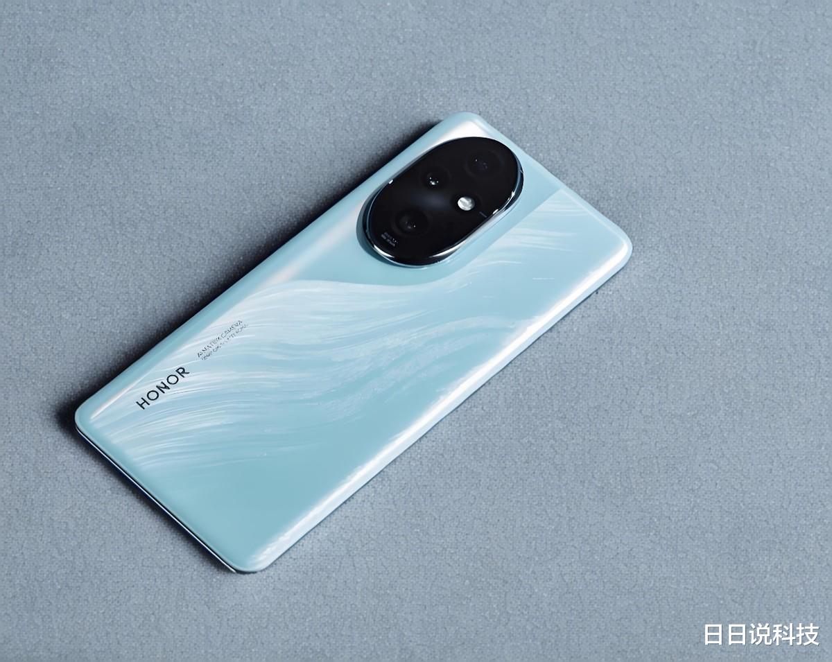 榮耀加速清倉(cāng)，50倍變焦+綠洲護(hù)眼+5200mAh，跌至1896元