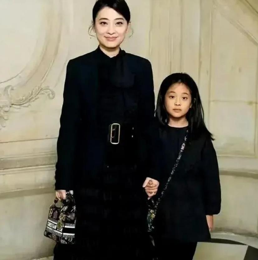 宋佳新片和梅婷女儿演母女!梅婷女儿11岁,已有2部作品