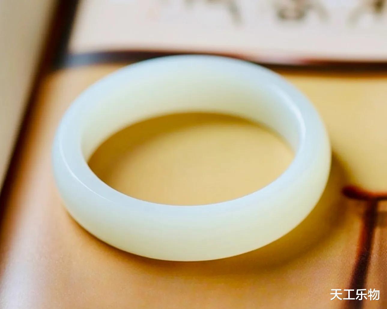 玩不了白度的和田玉！白玉应该怎么买？