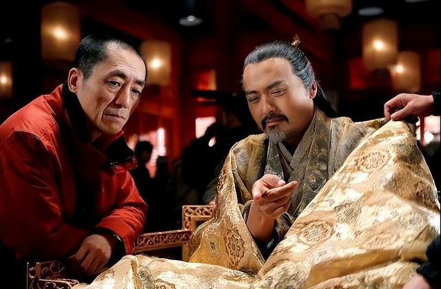 德不配位？看到69岁周润发现状，才明白他为何被骂，吴孟达说对了