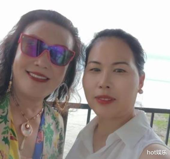 汪小菲只能陪孩子4天，给保姆安排头等舱，张兰拍儿媳缓解不舍