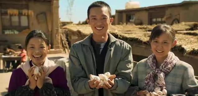 给近三年最好的9部年代剧排个名：《人世间》第6，第1名没有争议