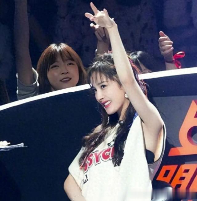 为啥杨幂扑这么多,代言咔咔上?赵丽颖拿百花女配,商务不见涨?