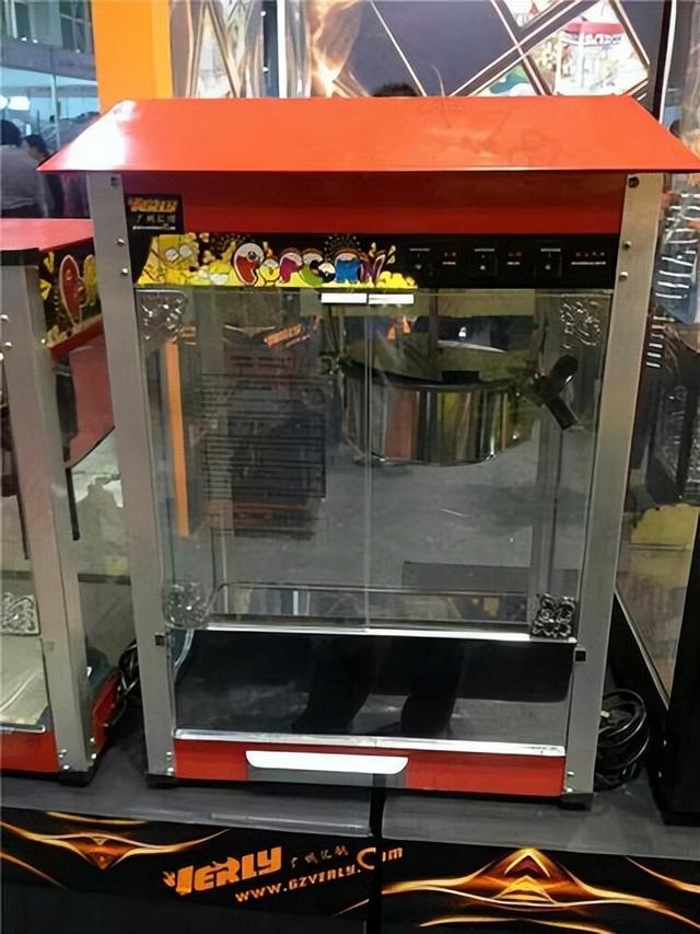 上个世纪70年代,你手里有10块钱,能在饭店吃到什么?