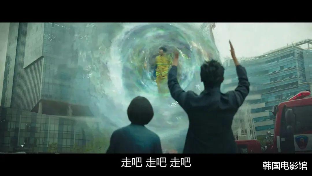 狂投400亿 影史第二，这部爆款电影爽爆啦！