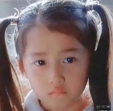 44岁“小婉君”金铭现状:个子太矮事业受挫,住北京豪宅不婚不育