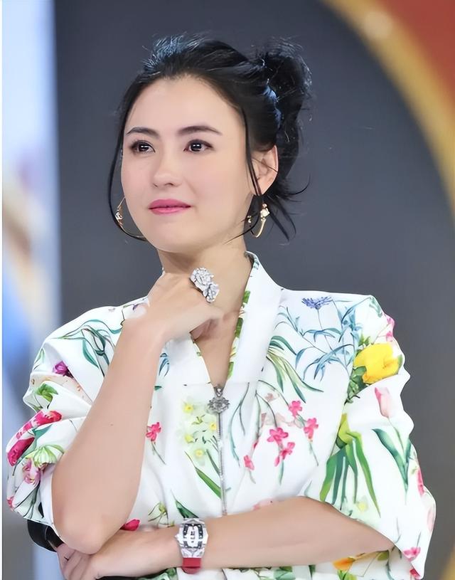 张柏芝承认,伤她的不是陈冠希,而是让她3年怀孕5次的男人