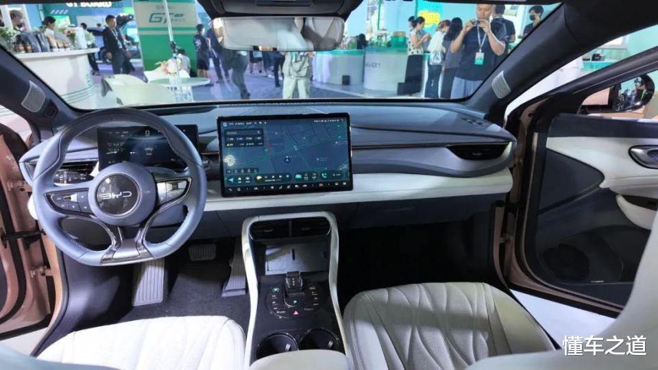 海豹06GT售13.68万起，4.9秒破百的纯电GT