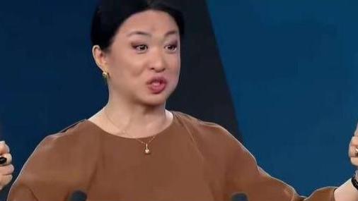 不知悔改！金星国内演出全部取消找洋人告状，上法国节目化吊眼妆