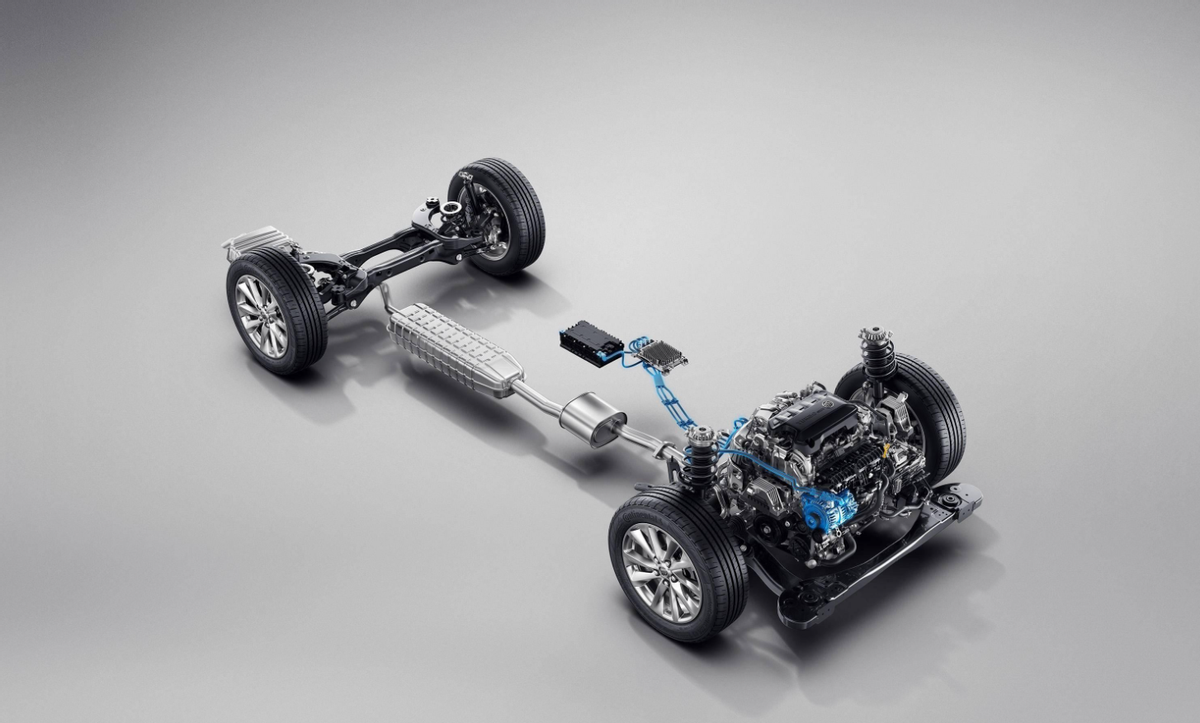 一句话点评吉利：电车市场“杀出”程咬金，一把板斧抡向合资车！