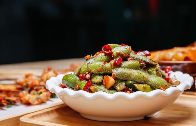 北京人常吃的下酒菜，道道都是经典菜，外地食客望而却步