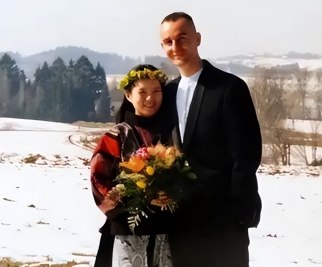 龚琳娜宣布与德国丈夫离婚,与男方结婚20年曾一同创作《忐忑》