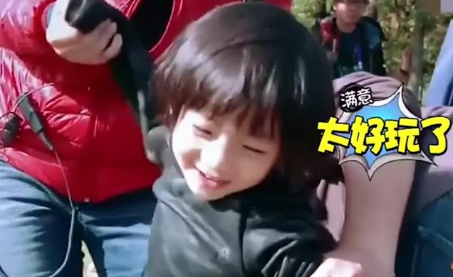 《爸爸去哪儿》五位萌娃现状,王诗龄16岁开大劳,kimi帅到认不出