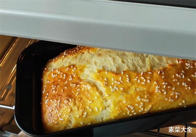 面包新做法，手不沾面，不擀面不揉面，松软拉丝，这个太简单了