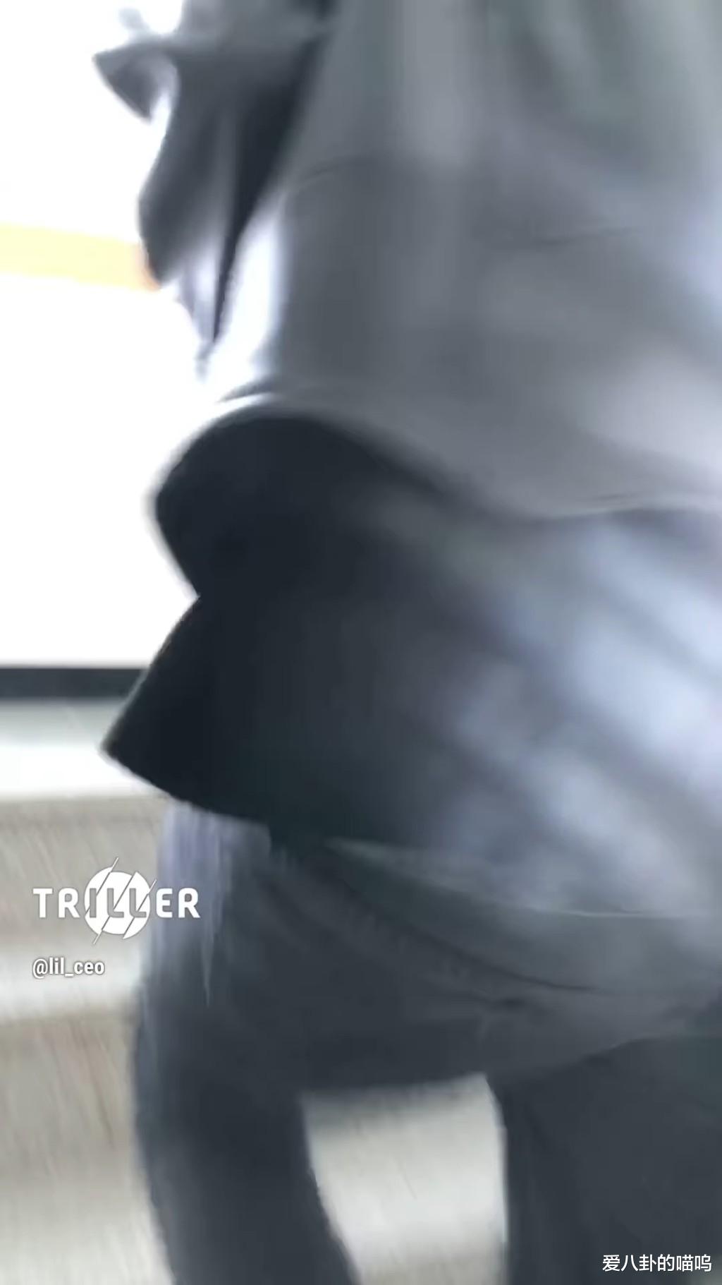 22岁韩国男星为流量直播跳楼,假摔变真坠楼,1400人见证死亡过程