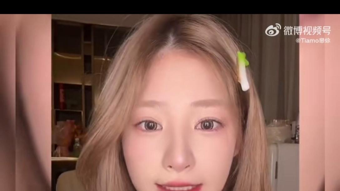 网络暴力无情，单亲妈妈黄一鸣泪洒直播现场