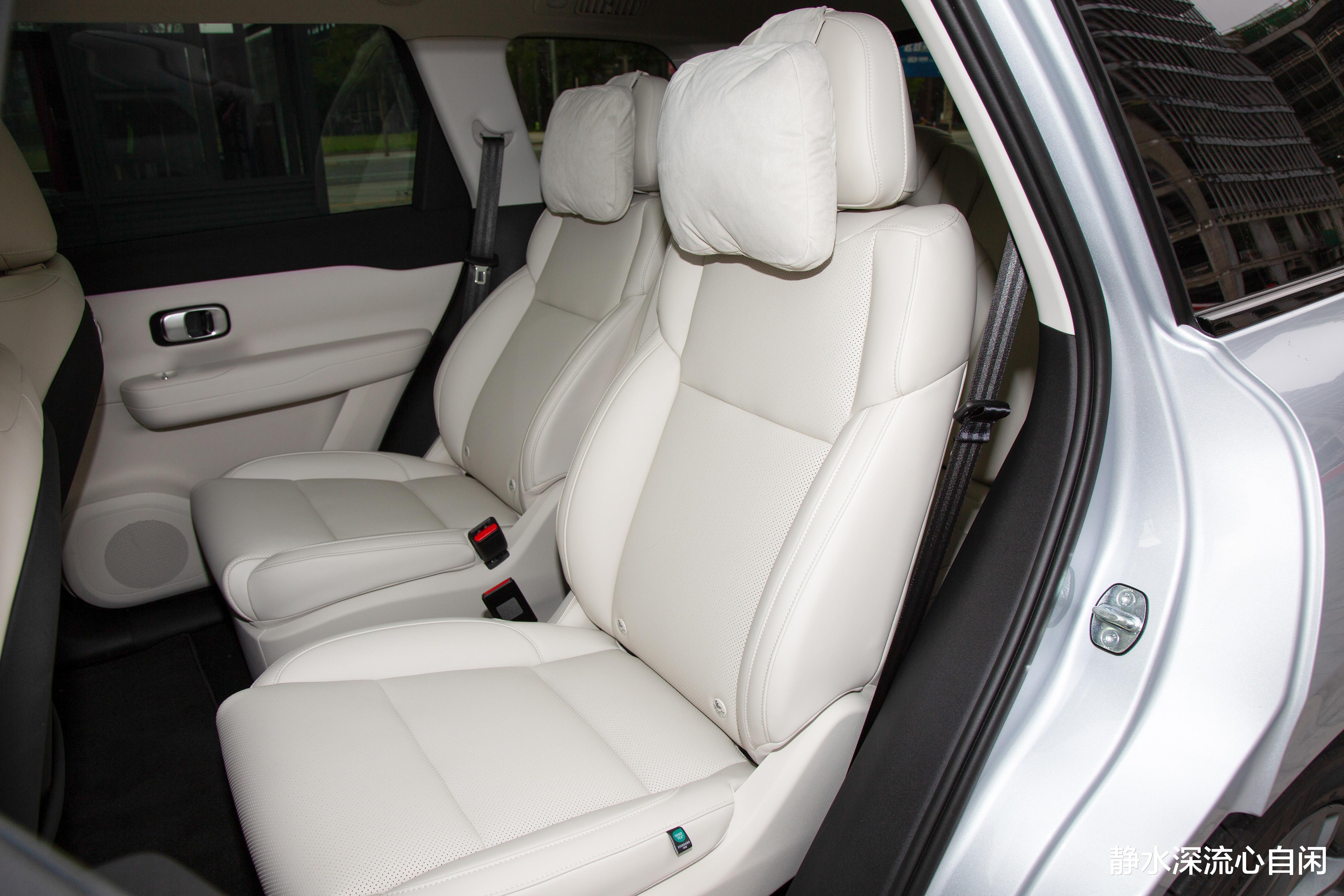 20万左右，大六座SUV，580KM续航，6座布局，带你看零跑C16