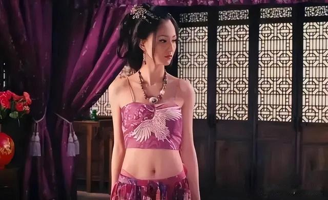 她靠拍“三级片”成名,拥有百亿身家,如今34岁却没人敢娶