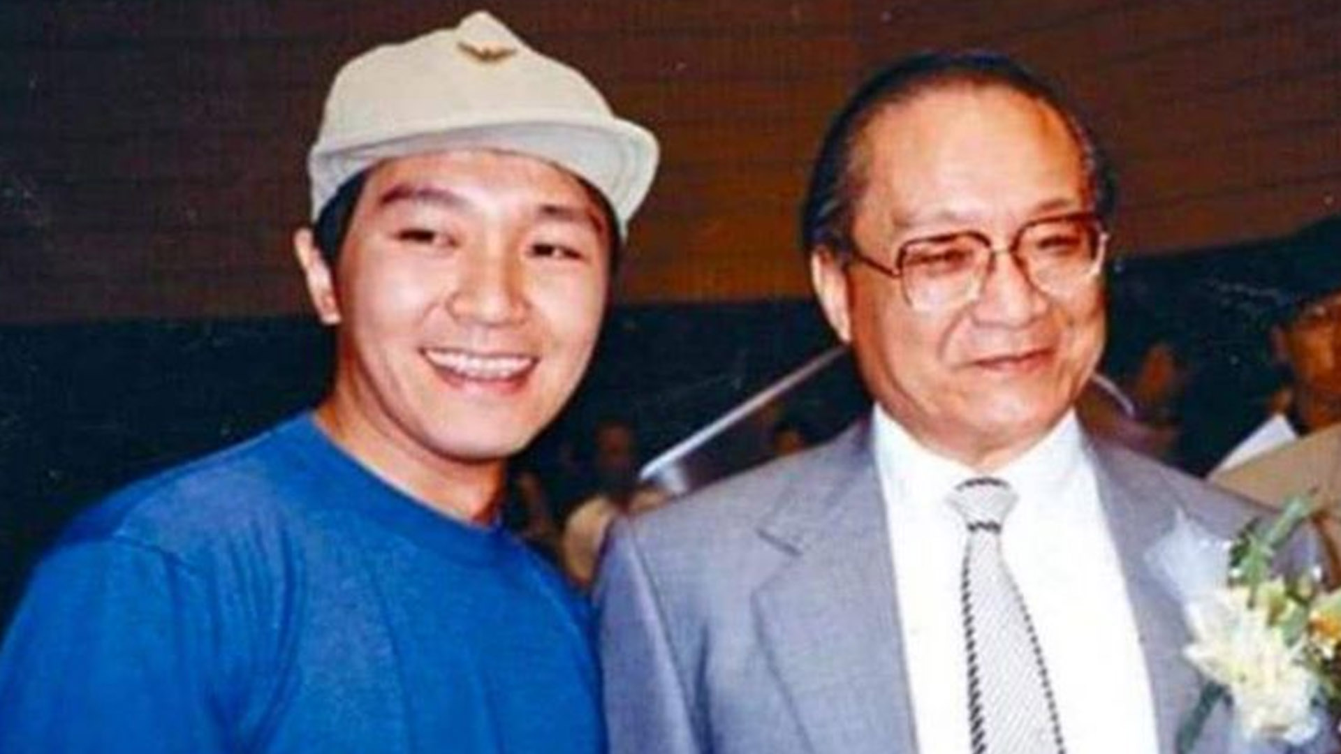 周星驰主演电影大盘点,《食神》排第10,第1名实至名归!