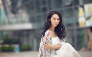 帮十八岁的妈妈远离爸爸！