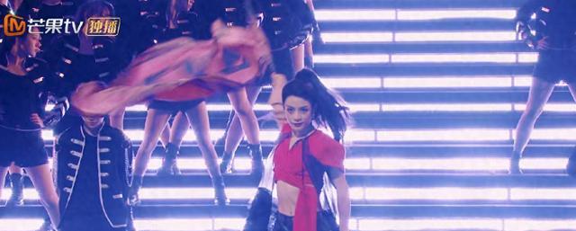 给《下雨天》道歉，从《Bangbang》听到鸭子叫？网友评论有点幽默